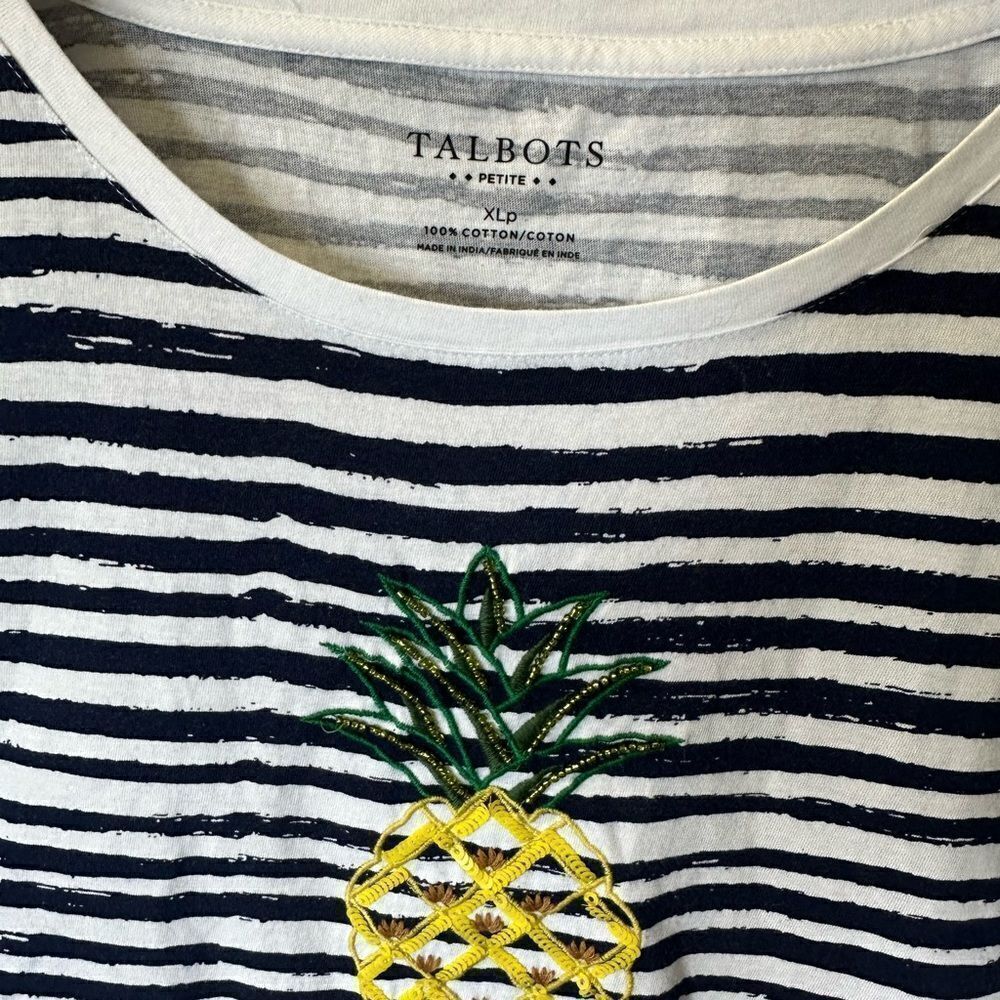 🎉5 for $45 🎉Talbots Tshirt Top Blouse Size XLP pineapple - Picture 7 of 8